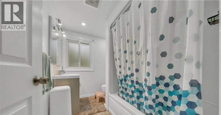 51 Shadeland Crescent, Kitchener, ON, N2M 2J1 - 23