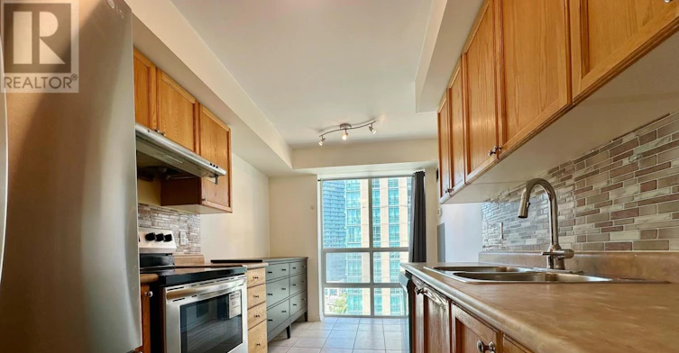 1006-28 Olive Avenue, Toronto, ON, M2N 7E6 - 10