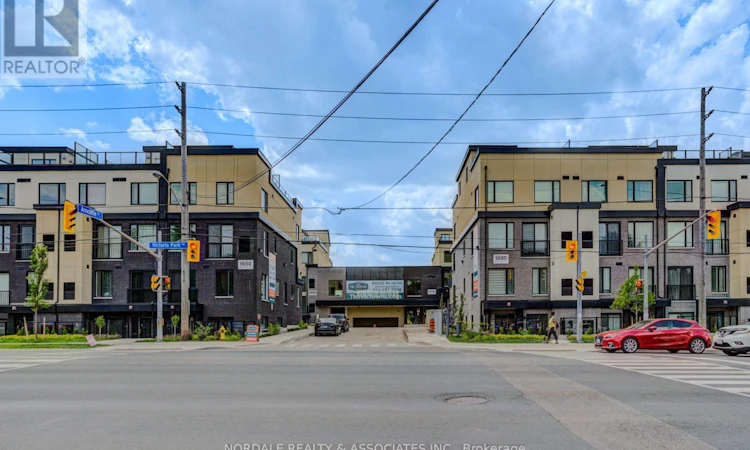 C102-1660 Victoria Park Avenue