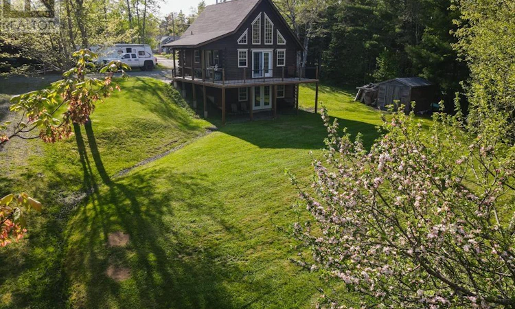 202 Lakecrest Drive