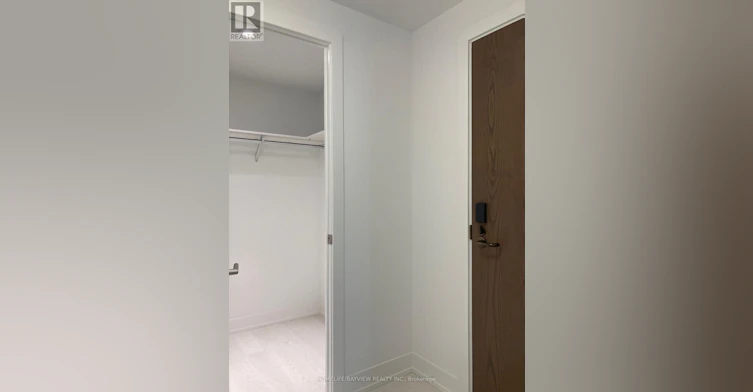 4303-30 Inn ON The Park Drive, Toronto, ON, M3C 0P7 - 5