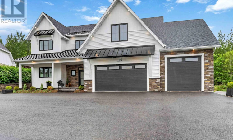 10 Heron Drive