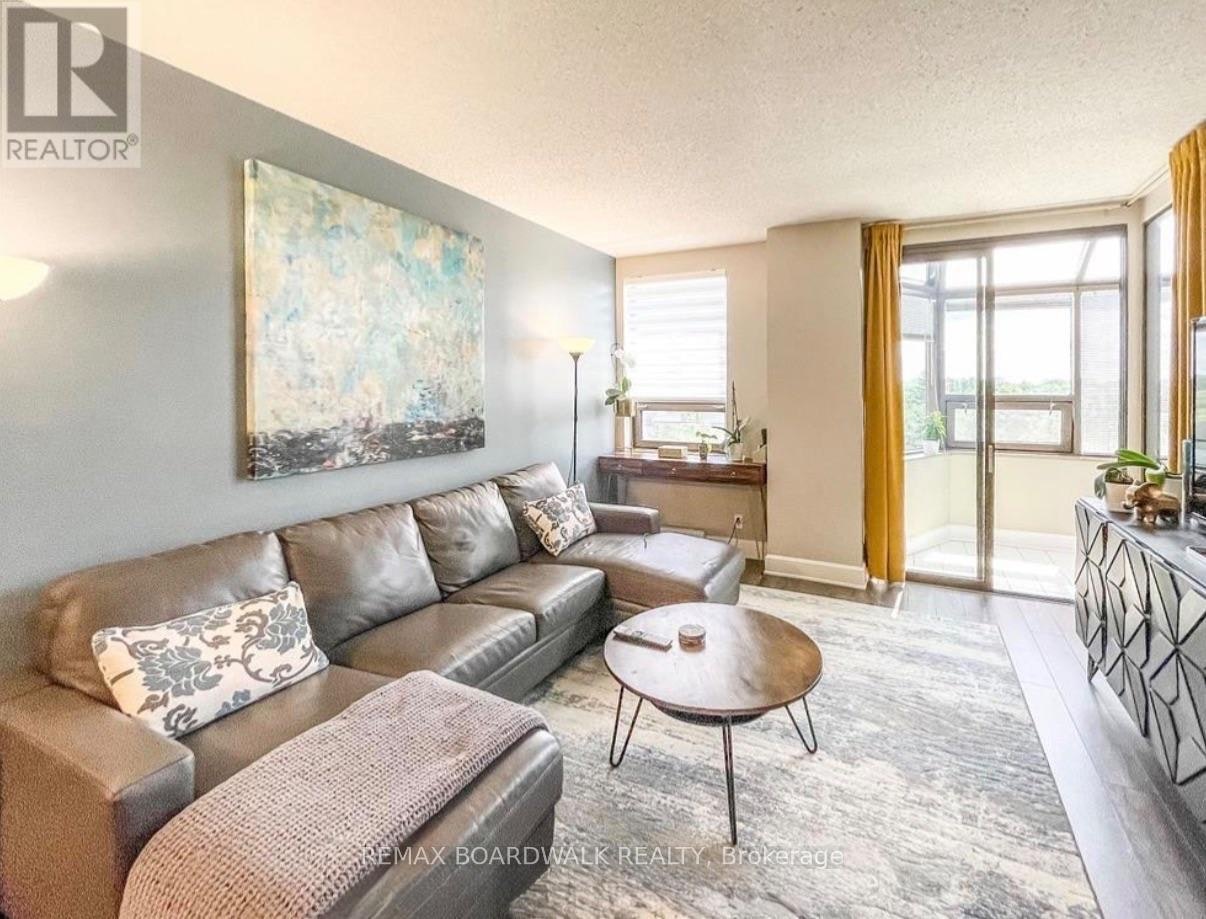 710-2019 Carling Avenue, Ottawa, ON, K2A 4A2 - 9