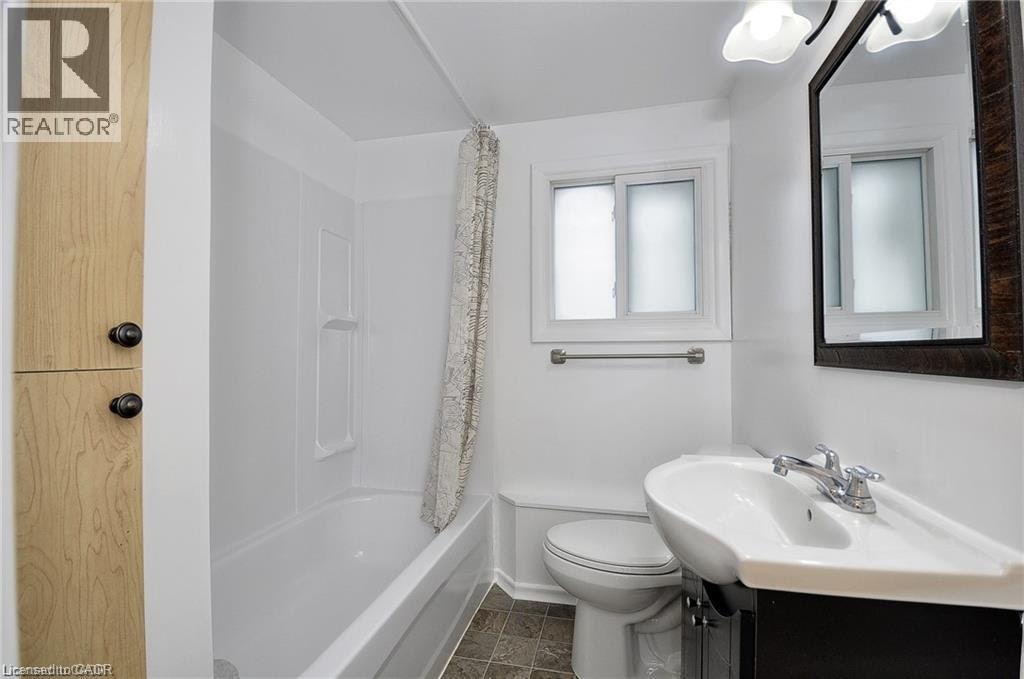 A-94 1 Avenue, Cambridge, ON, N1S 2B3 - 12