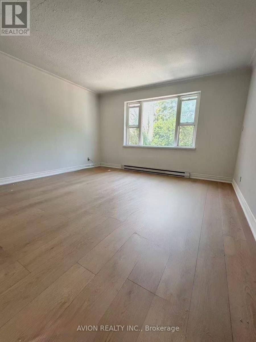1-882 Broadview Avenue, Toronto, ON, M4K 2R1 - 2