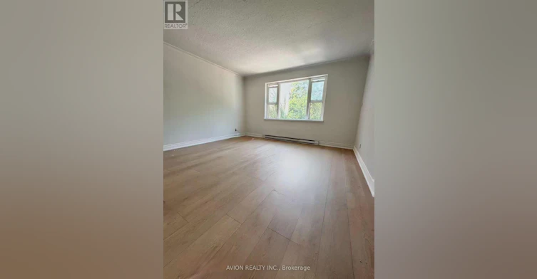 1-882 Broadview Avenue, Toronto, ON, M4K 2R1 - 2