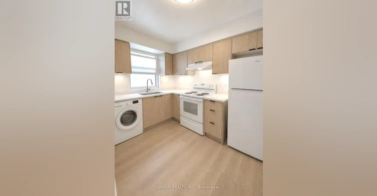 1-882 Broadview Avenue, Toronto, ON, M4K 2R1