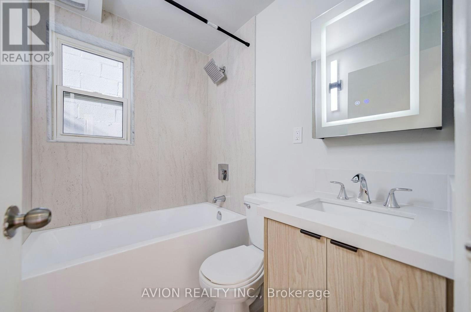 3-882 Broadview Avenue, Toronto, ON, M4K 2R1 - 14