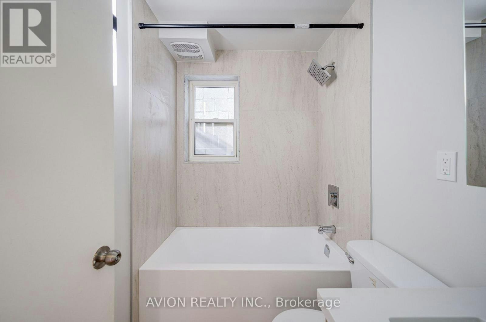3-882 Broadview Avenue, Toronto, ON, M4K 2R1 - 12