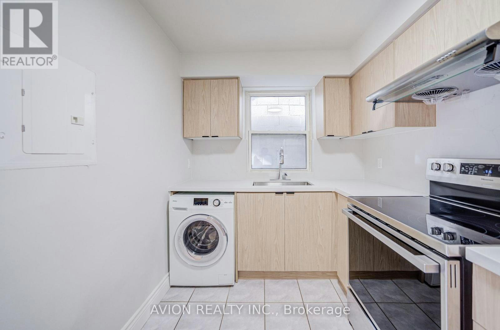 3-882 Broadview Avenue, Toronto, ON, M4K 2R1 - 18