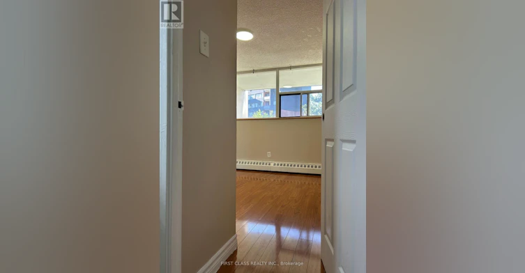 106-2121 Roche Court, Mississauga, ON, L5K 2C7 - 19