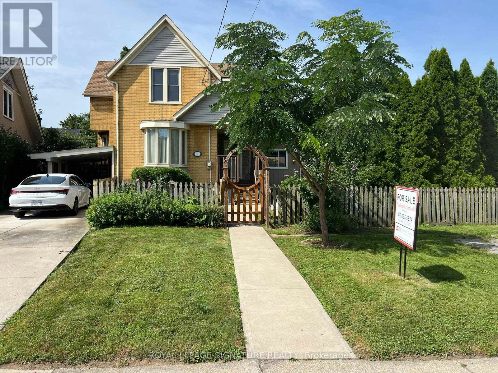 141 York Street, St. Catharines, ON, L2R 6E8