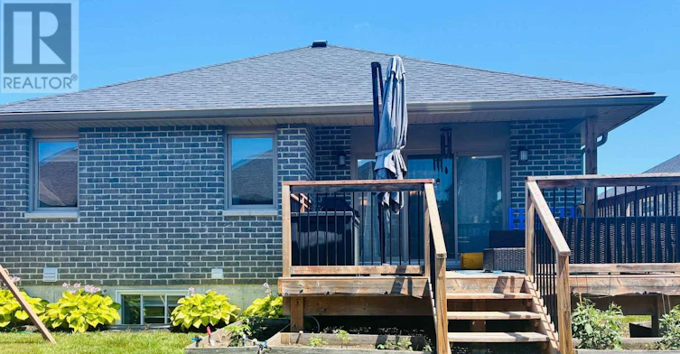48 Mercedes Drive, Belleville, ON, K8N 0B4 - 42