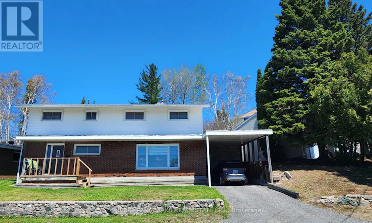 8 Mcphee Avenue