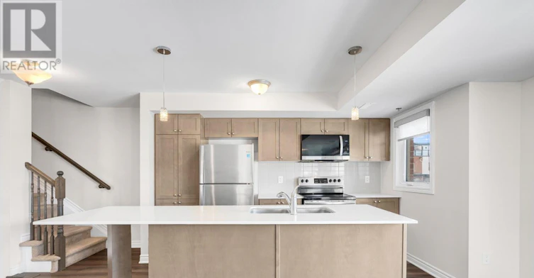 571 Ozawa Private, Ottawa, ON, K1K 4Z9 - 12