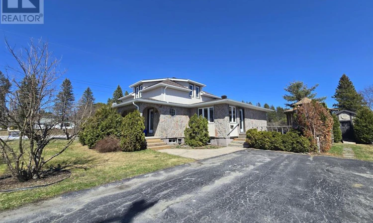 22 Dubeau Street