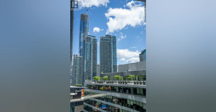 1207-65 Bremner Boulevard, Toronto, ON, M5J 0A7 - 21