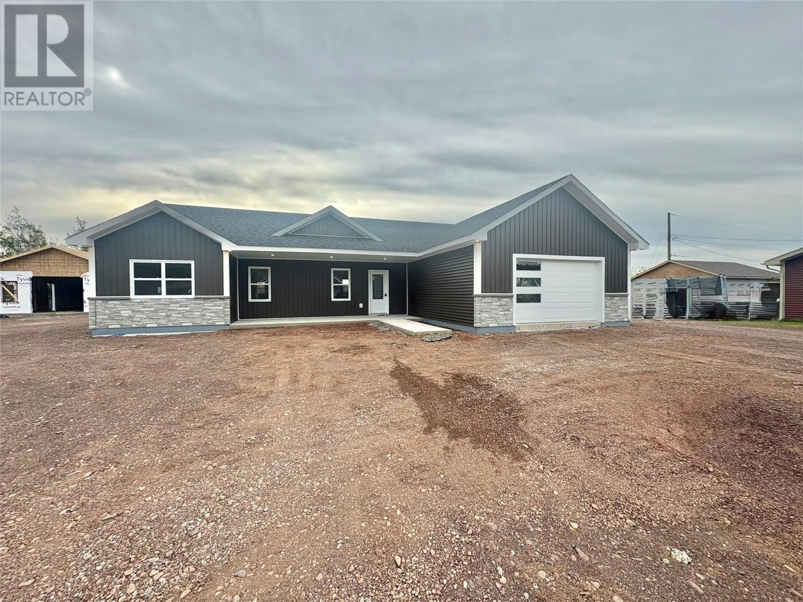 35 Mcdonald Crescent, Bishop's Falls, NL, A0H 1C0