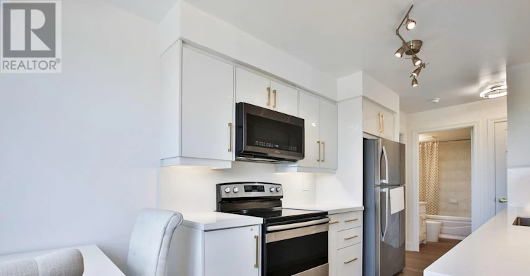 213-710 Humberwood Boulevard, Toronto, ON, M9W 7J5 - 8