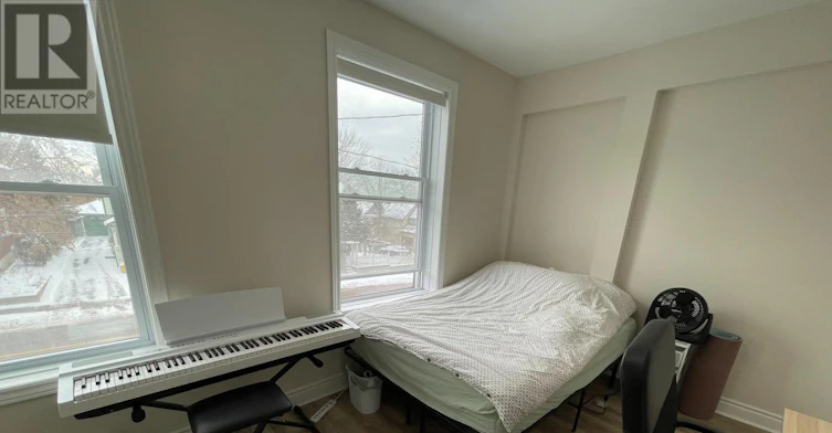 451 Sunnyside Avenue, Ottawa, ON, K1S 0S8 - 2
