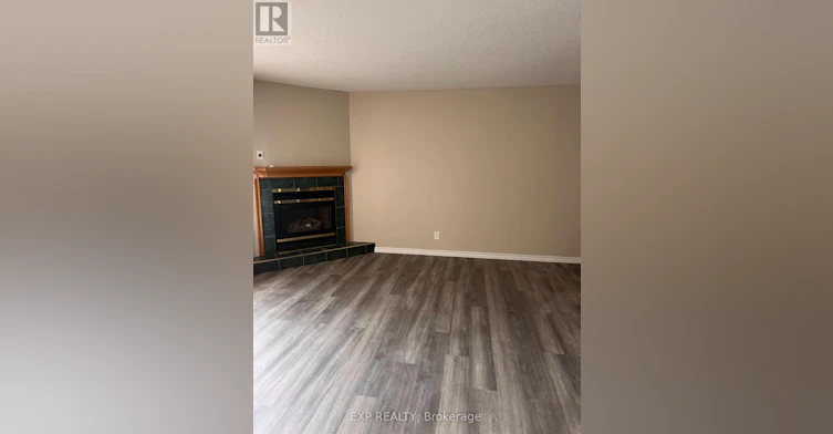 1-17 Canfield Road, Ottawa, ON, K2H 5S7 - 5