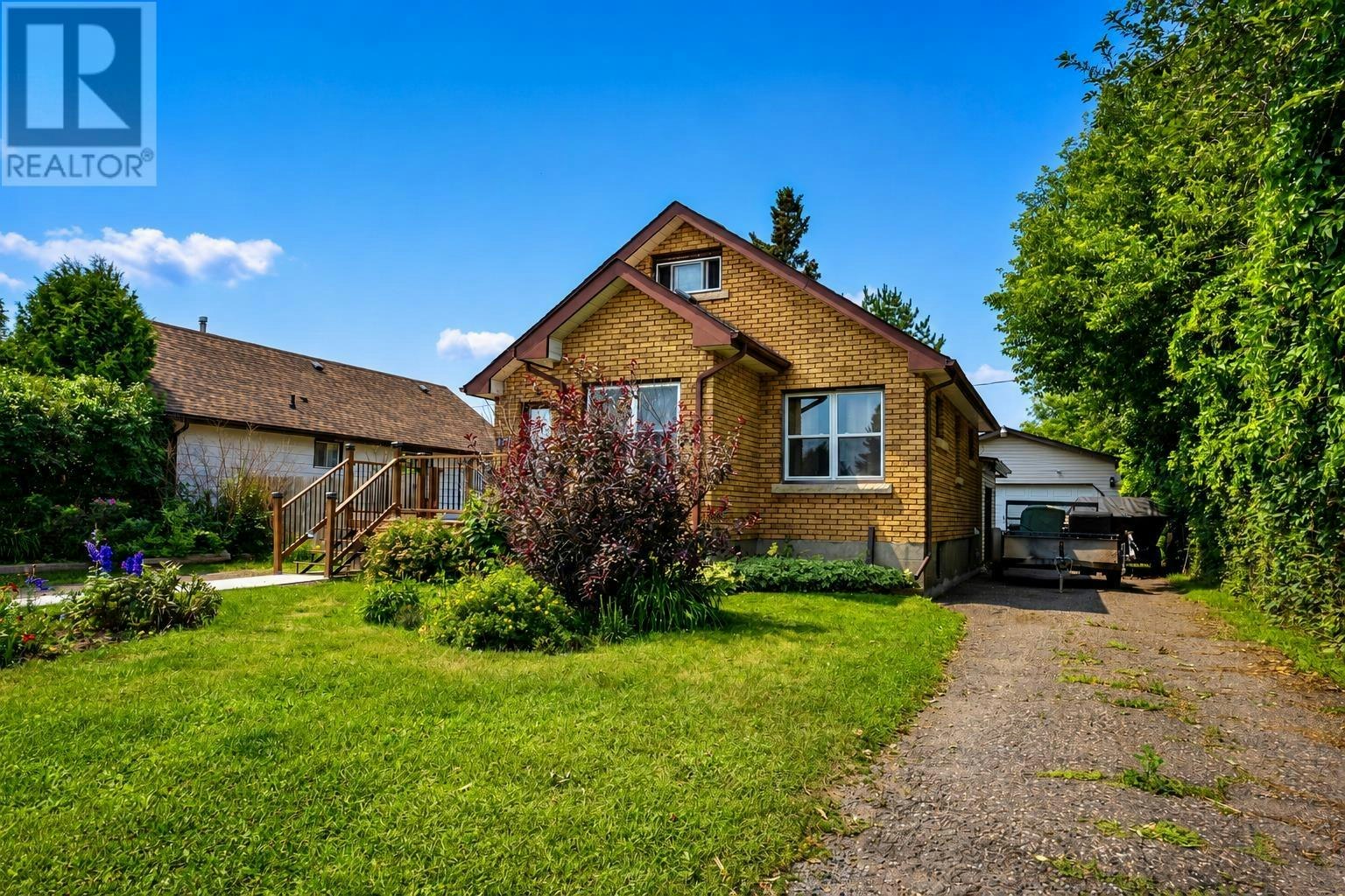 1117 Mountdale Avenue, Thunder Bay, ON, P7E 3A2