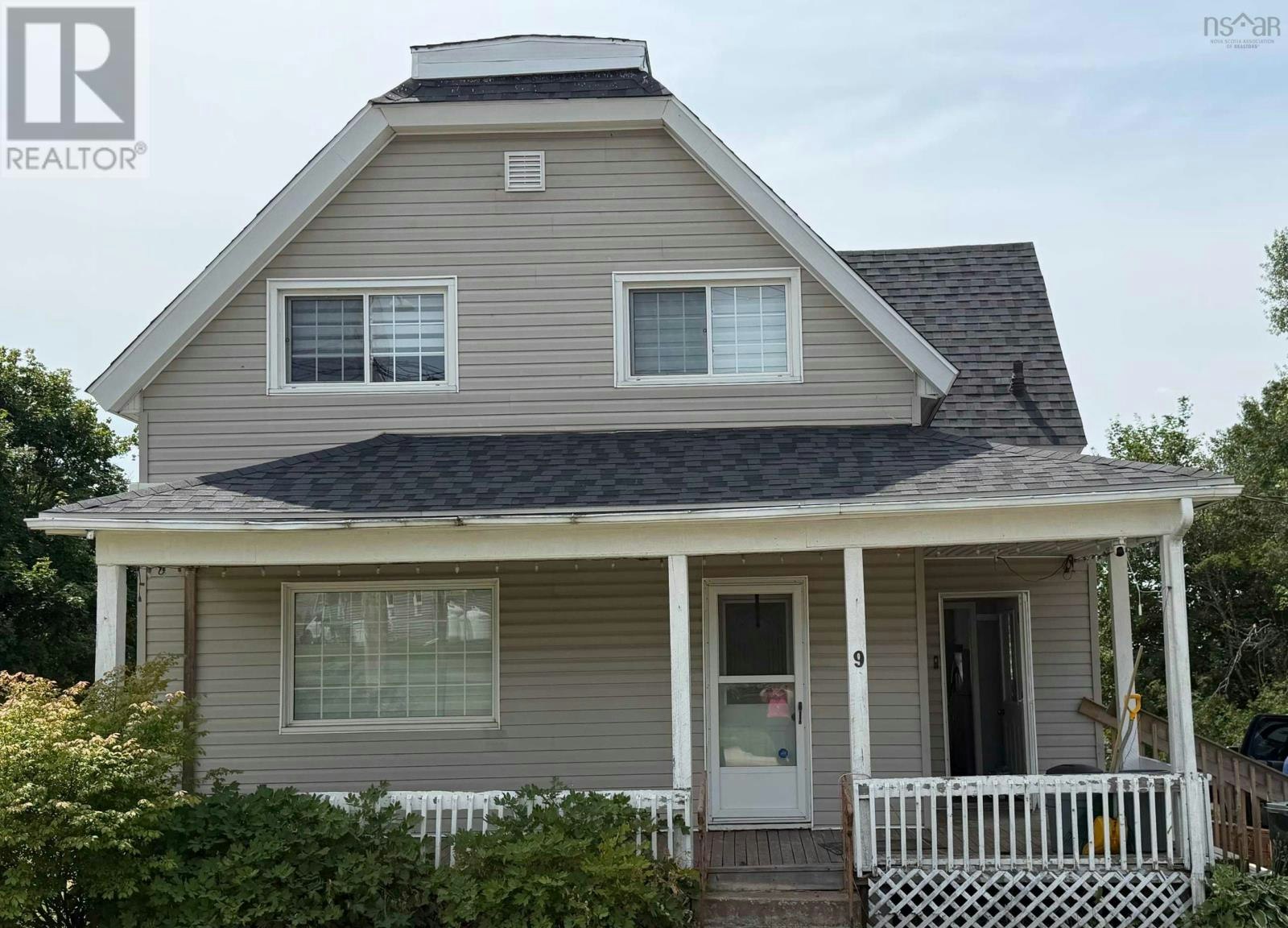 9 Princess Street, Springhill, NS, B0M 1E0