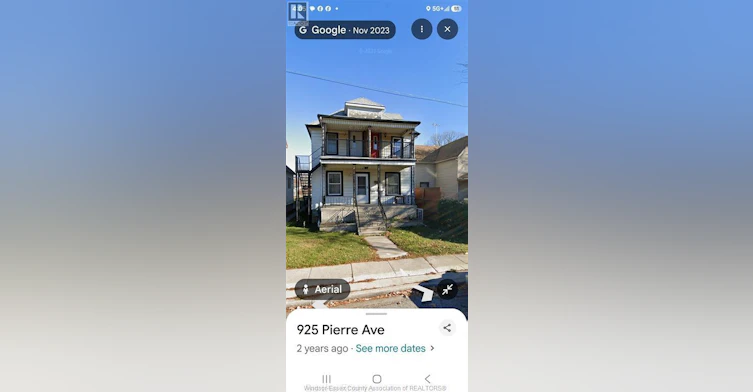 924 Pierre, Windsor, ON, N9A 2K9