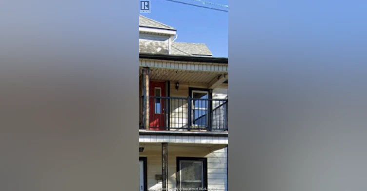 924 Pierre, Windsor, ON, N9A 2K9 - 2