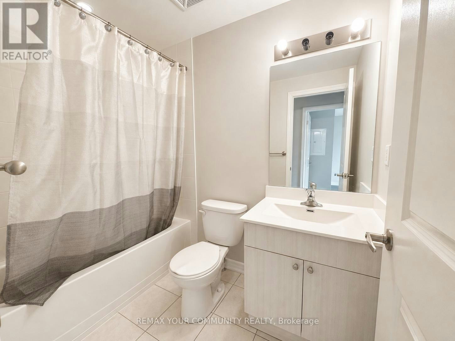 21-196 Pine Grove Road W, Vaughan, ON, L4L 2H2 - 12