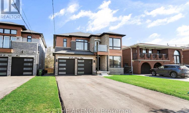 41 St Andrews Boulevard