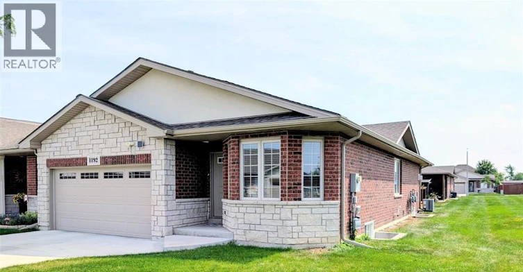 1192 Copeland, Windsor, ON, N8P 0C6 - 2