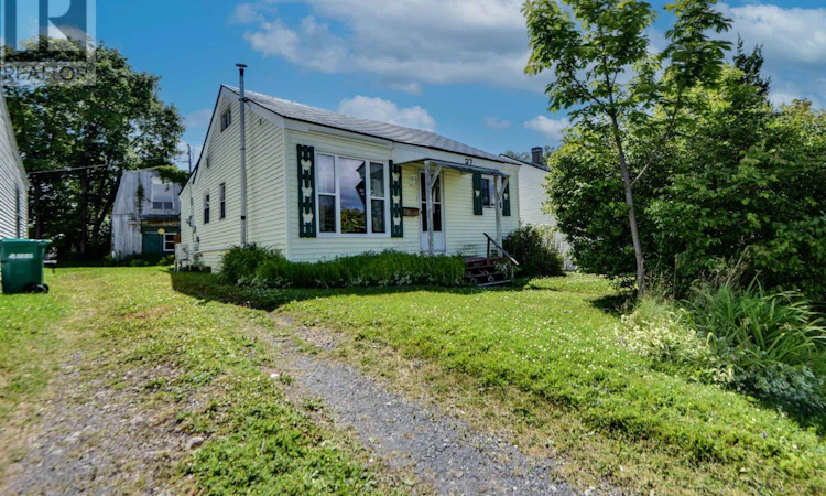 27 Highland Drive