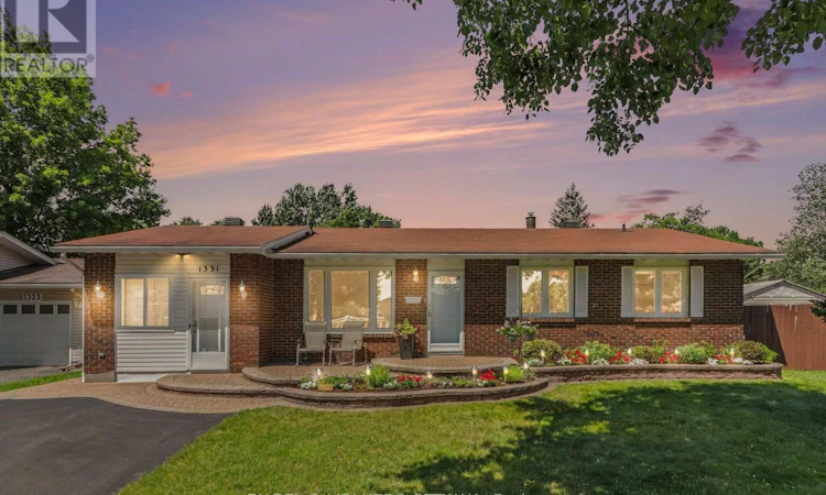1331 Alloway Crescent