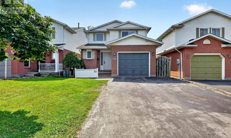 39 Buchanan Crescent