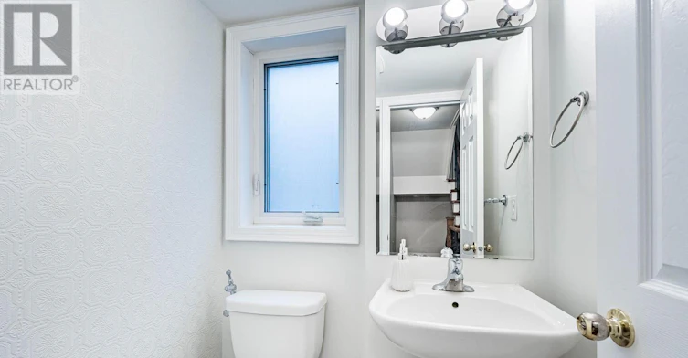 419 Rossland Road E, Ajax, ON, L1Z 0M7 - 21