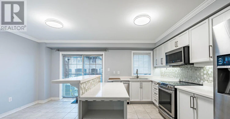 419 Rossland Road E, Ajax, ON, L1Z 0M7 - 12