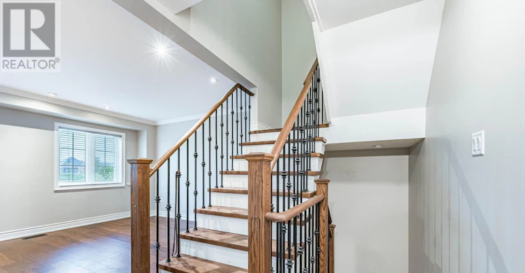 419 Rossland Road E, Ajax, ON, L1Z 0M7 - 23