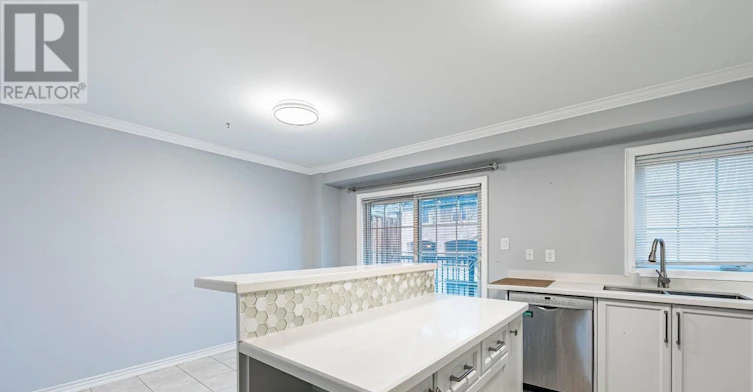 419 Rossland Road E, Ajax, ON, L1Z 0M7 - 15