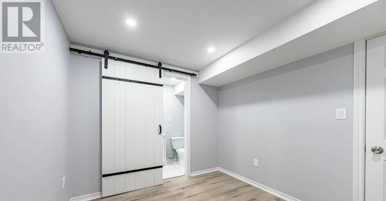 419 Rossland Road E, Ajax, ON, L1Z 0M7 - 43