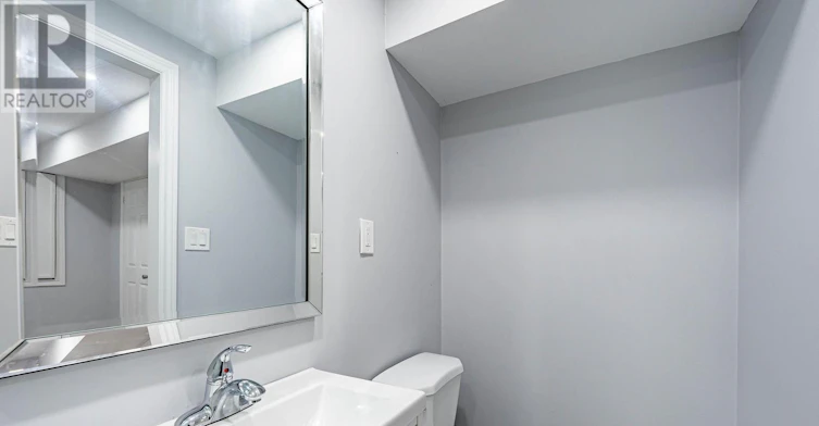 419 Rossland Road E, Ajax, ON, L1Z 0M7 - 46
