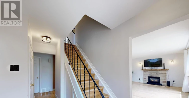 10 North Street, Barrie, ON, L4M 2R9 - 11