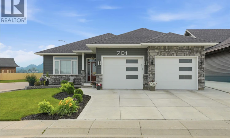 701 Casper Crescent