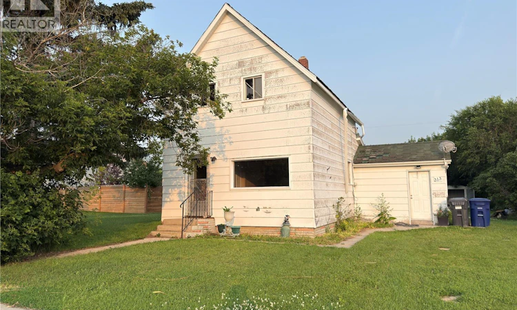 313 Grant Avenue