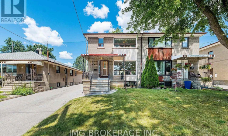 53 Foxrun Avenue