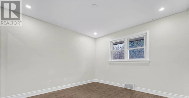 MAIN LEVEL-5866 Valley Way, Niagara Falls, ON, L2E 1Y1 - 13