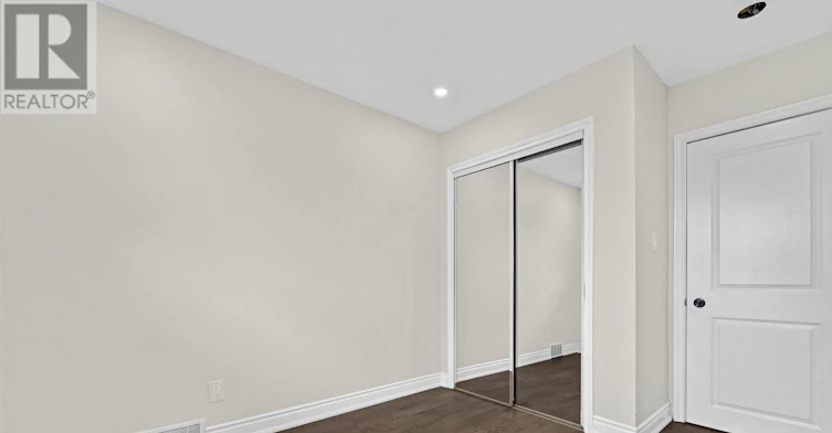 MAIN LEVEL-5866 Valley Way, Niagara Falls, ON, L2E 1Y1 - 12