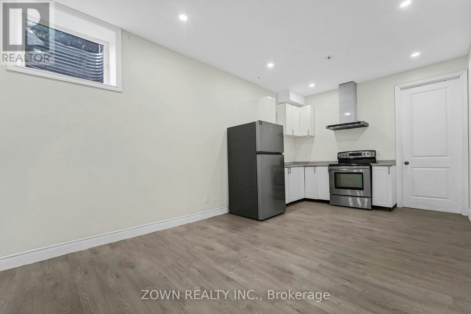 LOWER UNIT-5866 Valley Way, Niagara Falls, ON, L2E 1Y1 - 5