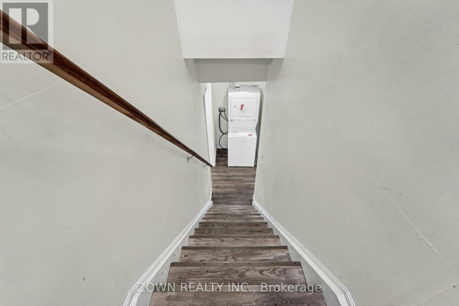 LOWER UNIT-5866 Valley Way, Niagara Falls, ON, L2E 1Y1 - 3