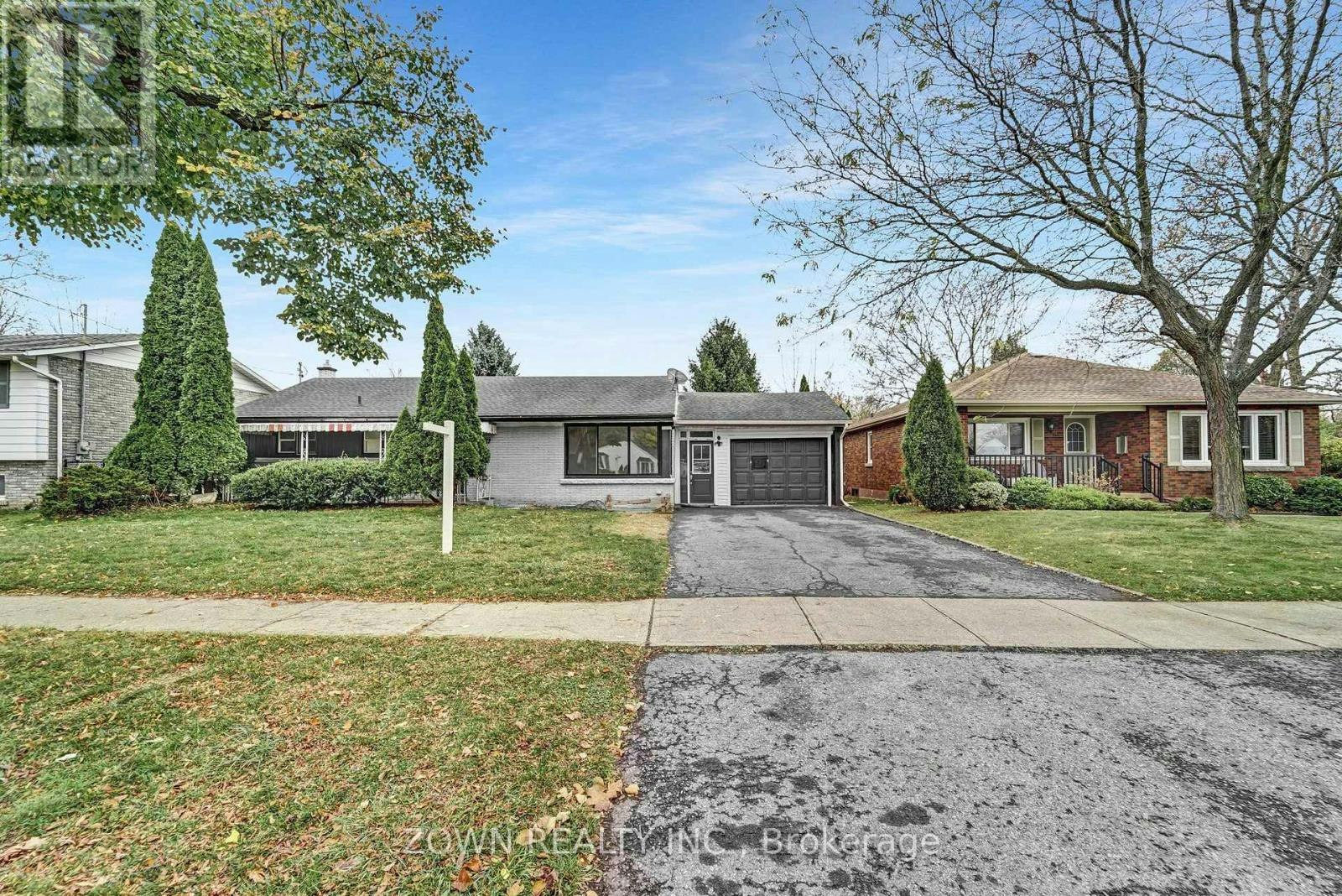LOWER UNIT-5866 Valley Way, Niagara Falls, ON, L2E 1Y1